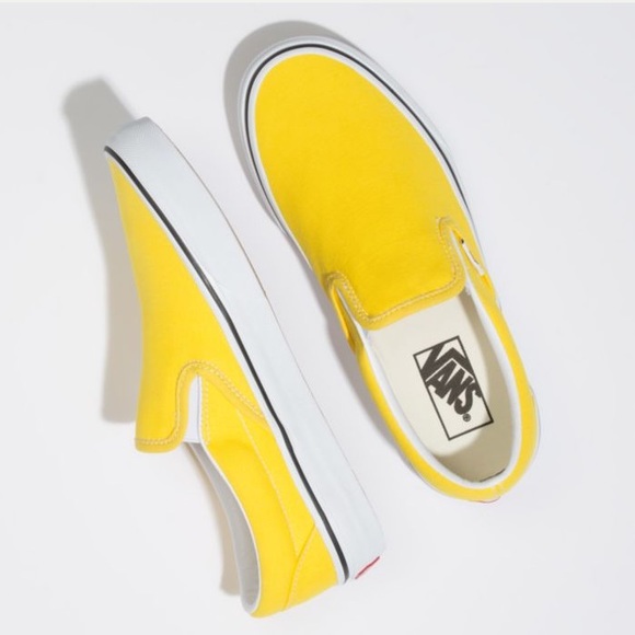 Vans Classic Slip-On Vibrant Yellow - Picture 2 of 6